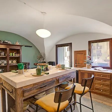 Appartement La 1800 In Out *